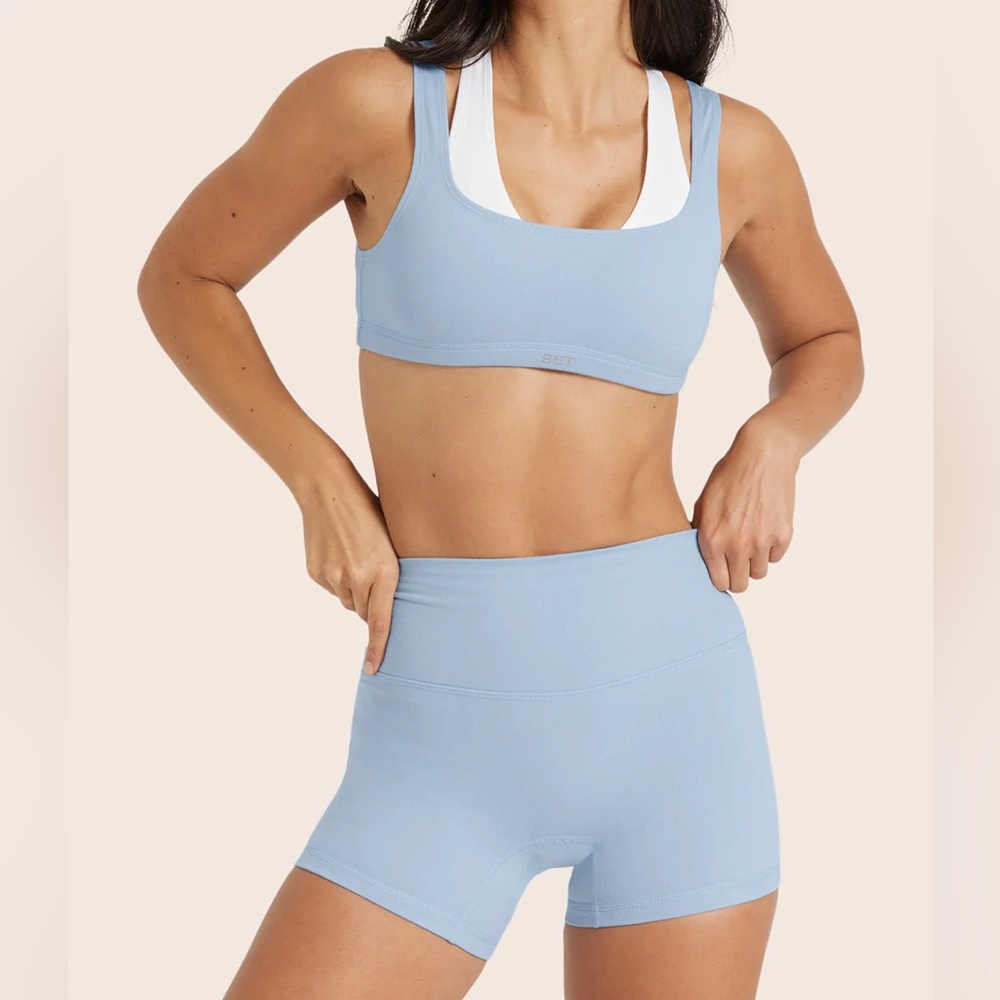 Set active light Blue Sports Bra and Shorts Set